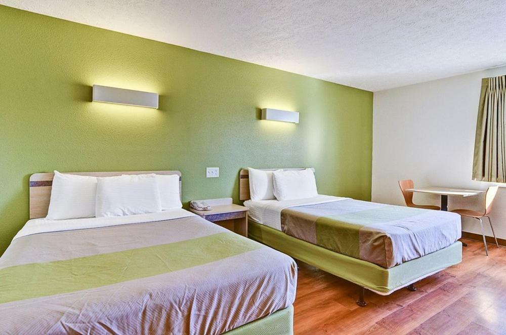 Economy Inn Pittsburgh Airport Moon Township Экстерьер фото